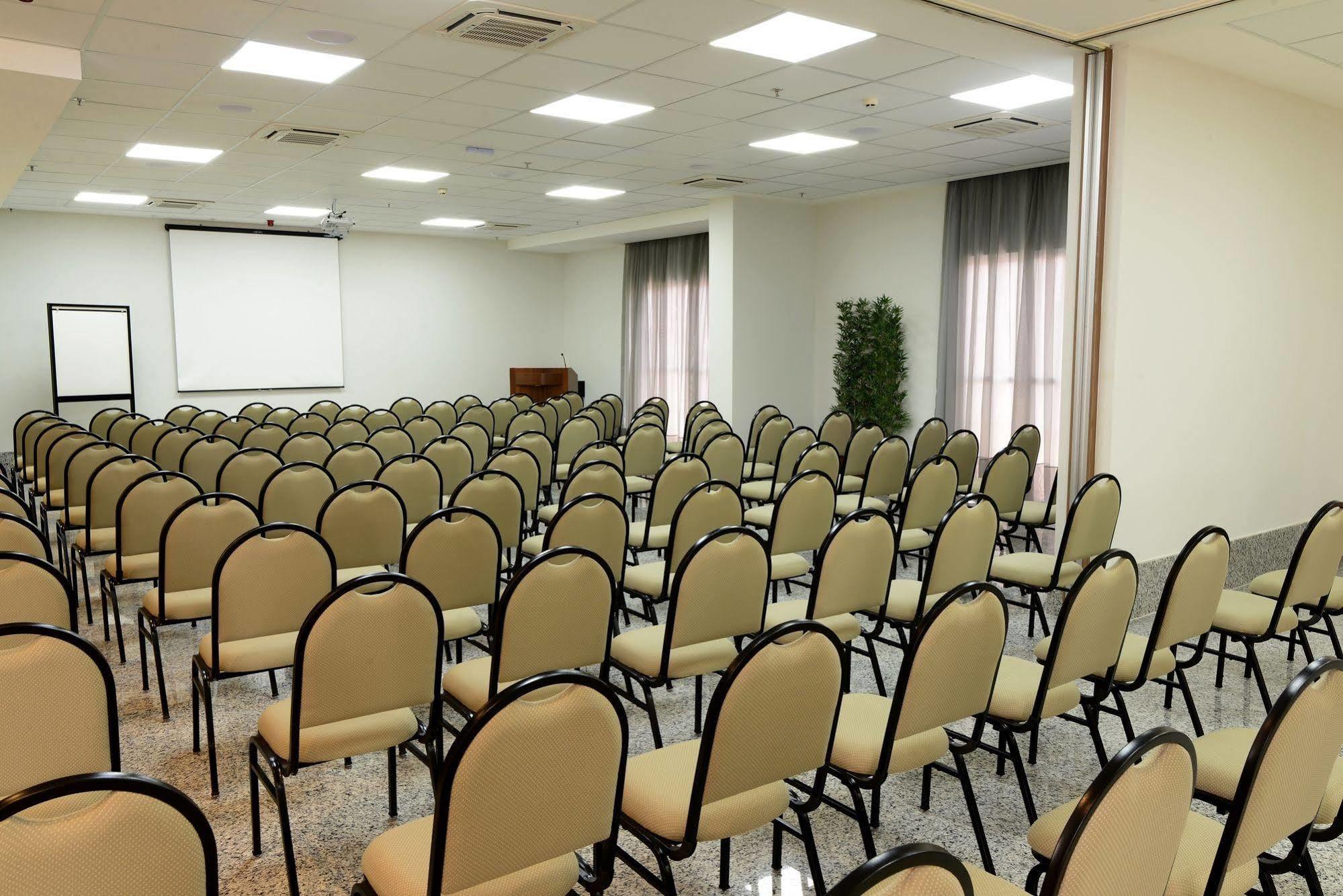 Easy Hotel Cachoeiro De Itapemirim By Atlantica Exterior foto